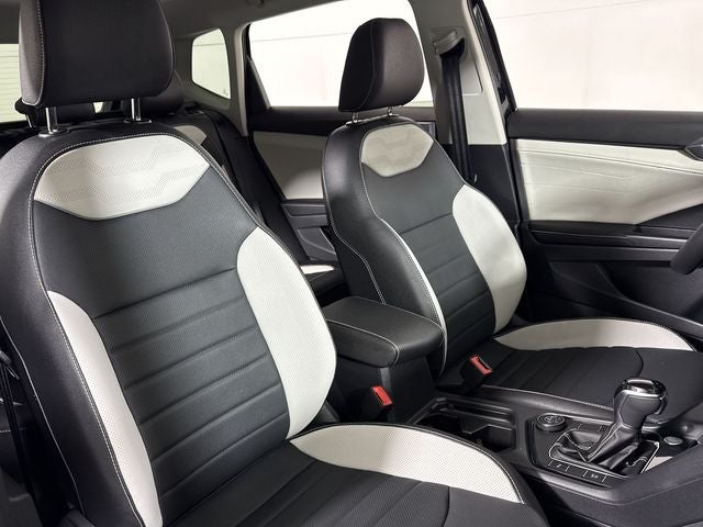 2026 Volkswagen Taos SEL