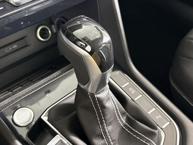 2026 Volkswagen Taos SEL