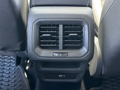 2025 Volkswagen Taos SEL