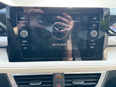 2025 Volkswagen Taos SEL