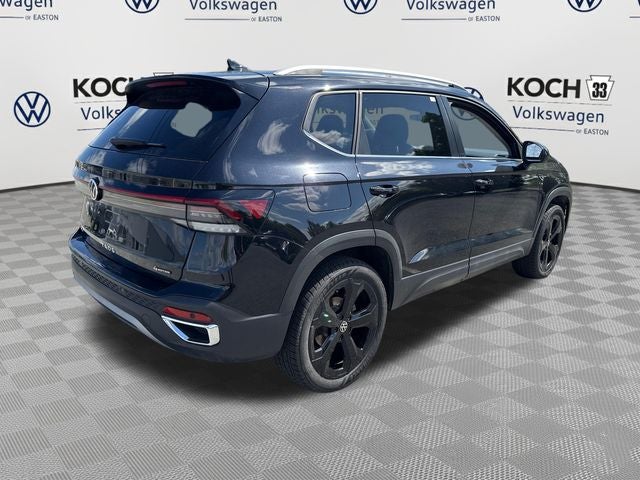 2025 Volkswagen Taos SEL