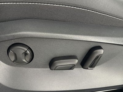 2025 Volkswagen Taos SEL