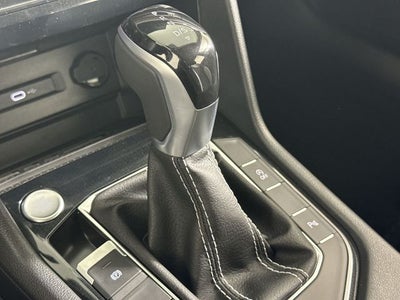 2025 Volkswagen Taos SEL