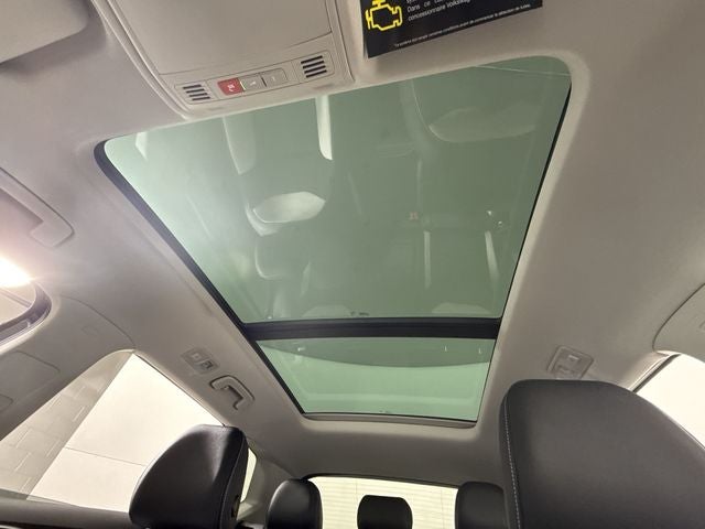 2025 Volkswagen Taos SEL