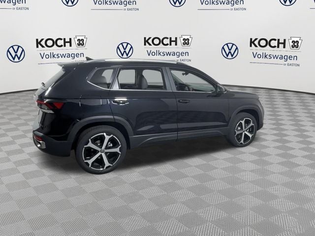 2025 Volkswagen Taos SEL