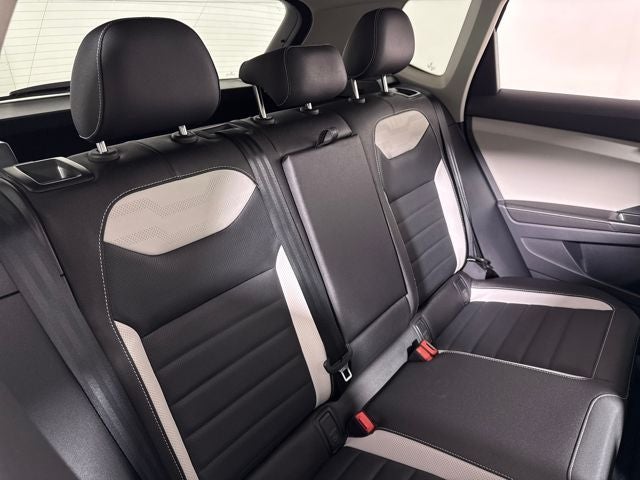 2026 Volkswagen Taos SEL