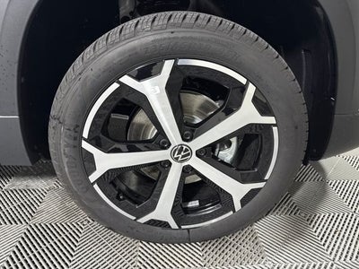 2026 Volkswagen Taos SEL