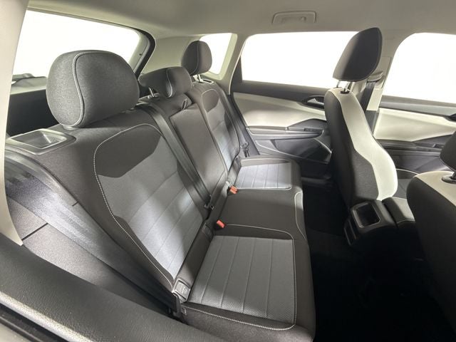 2025 Volkswagen Taos S