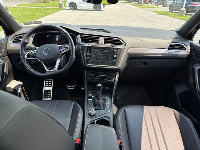 2023 Volkswagen Tiguan SE R-Line Black