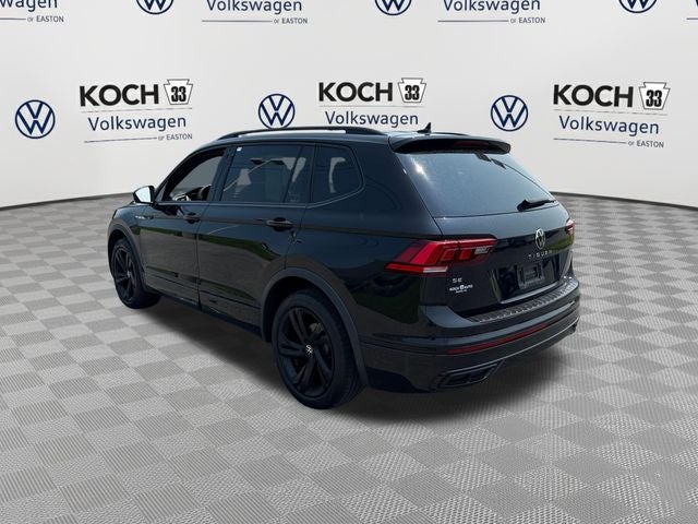 2023 Volkswagen Tiguan SE R-Line Black