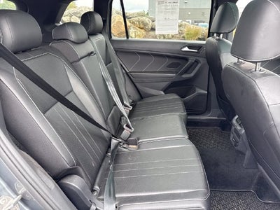 2023 Volkswagen Tiguan SE R-Line Black