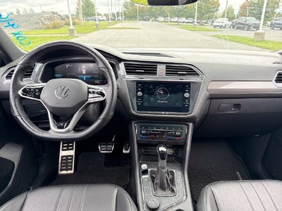 2023 Volkswagen Tiguan SE R-Line Black