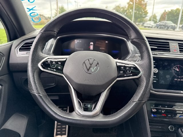 2023 Volkswagen Tiguan SE R-Line Black