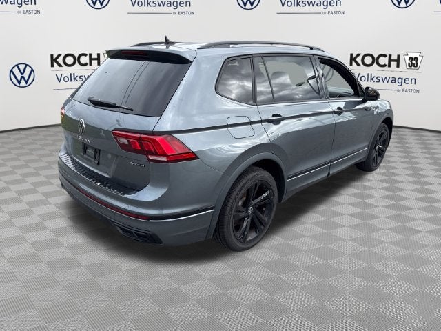 2023 Volkswagen Tiguan SE R-Line Black