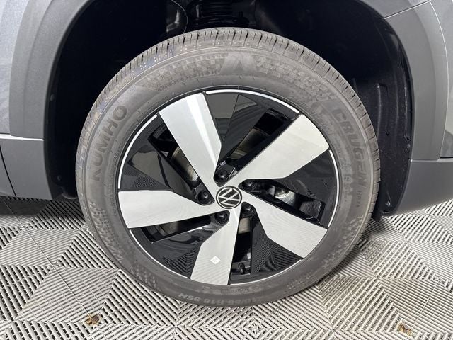 2025 Volkswagen Taos S