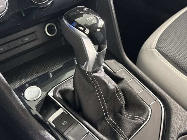 2025 Volkswagen Taos S