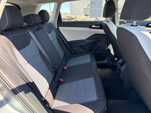 2025 Volkswagen Taos S