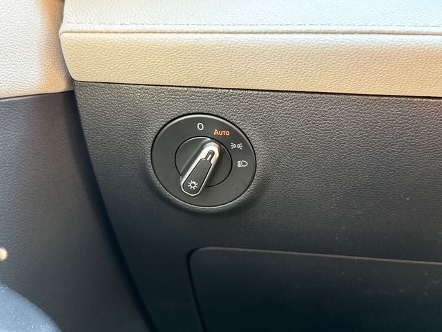 2025 Volkswagen Taos S
