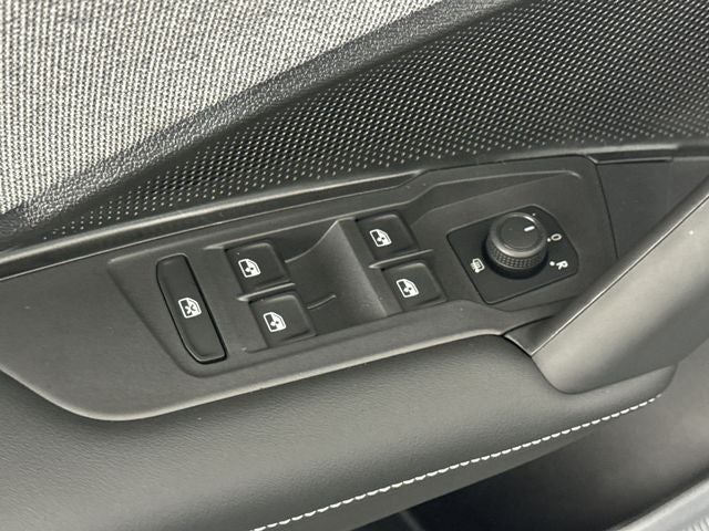 2025 Volkswagen Tiguan S