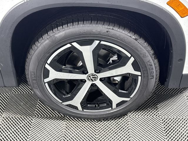 2025 Volkswagen Tiguan SE