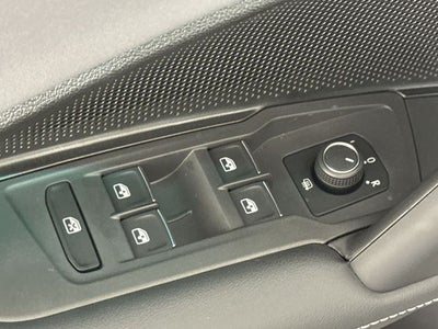 2025 Volkswagen Tiguan SE