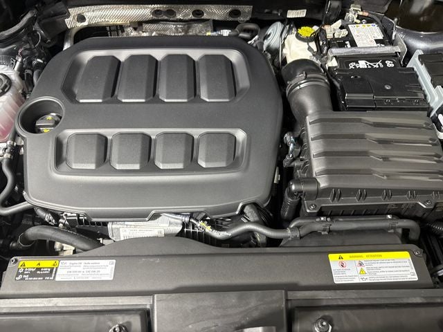2025 Volkswagen Tiguan SE R-Line Black