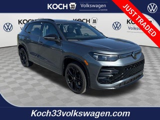 2025 Volkswagen Tiguan SE R-Line Black