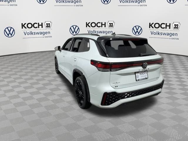 2026 Volkswagen Tiguan SE R-Line Black
