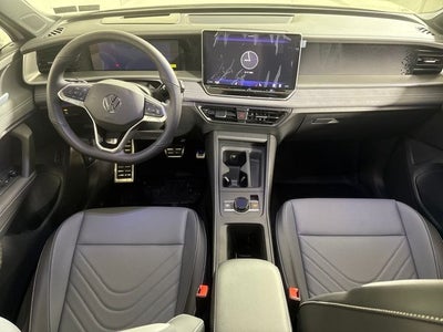 2026 Volkswagen Tiguan SE R-Line Black