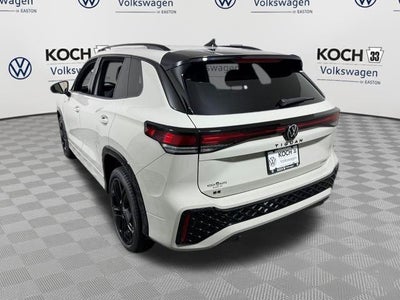 2026 Volkswagen Tiguan SE R-Line Black