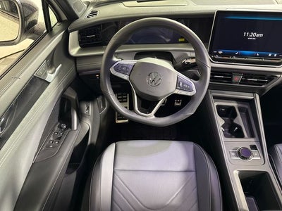 2026 Volkswagen Tiguan SE R-Line Black