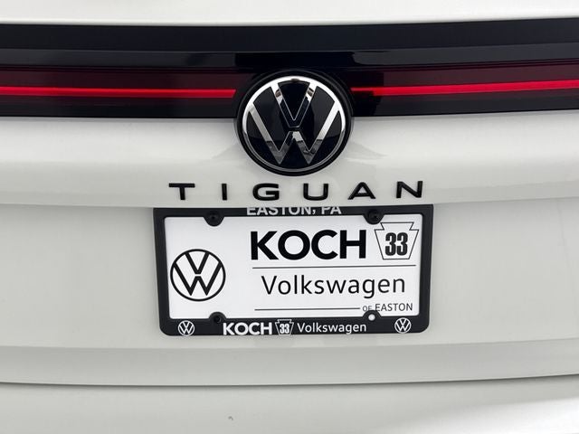 2026 Volkswagen Tiguan SE R-Line Black