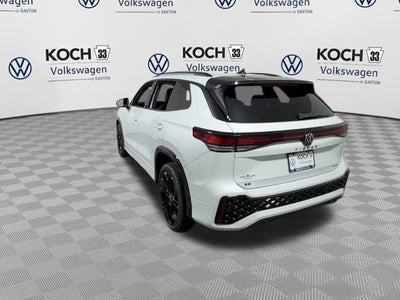 2026 Volkswagen Tiguan SE R-Line Black