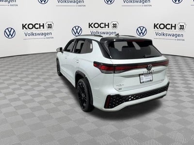 2026 Volkswagen Tiguan SE R-Line Black