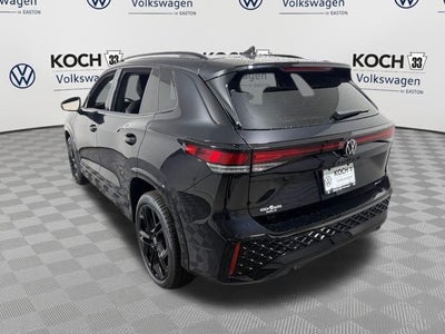 2026 Volkswagen Tiguan SE R-Line Black