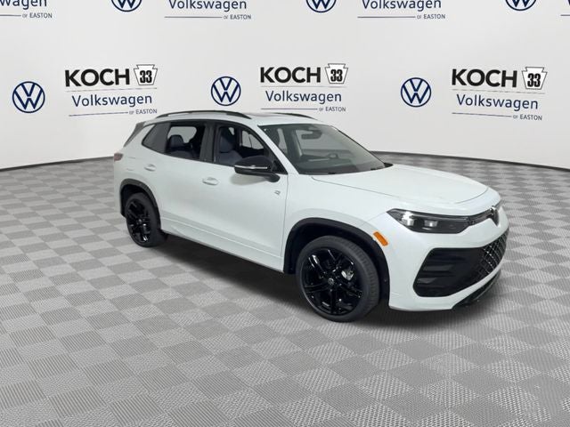 2025 Volkswagen Tiguan SE R-Line Black