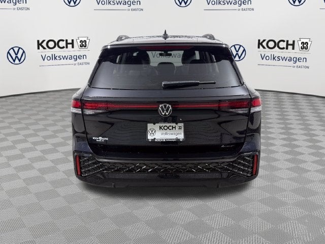 2026 Volkswagen Tiguan SE R-Line Black
