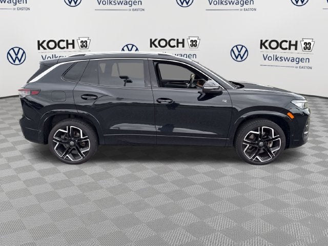2025 Volkswagen Tiguan SEL R-Line
