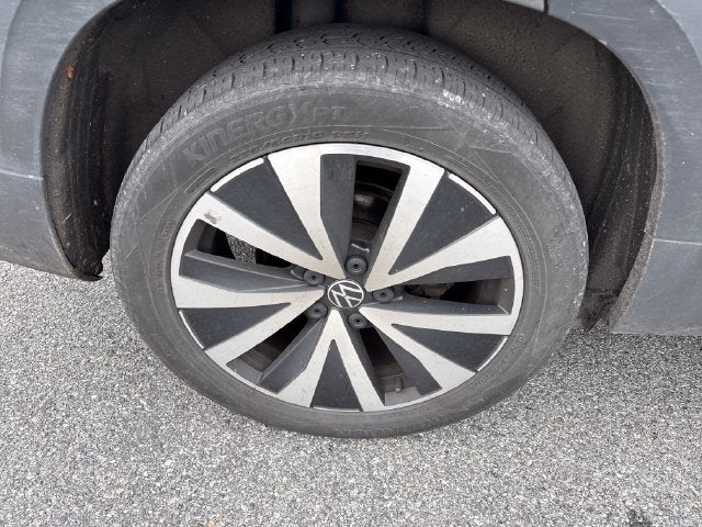 2022 Volkswagen Taos Base