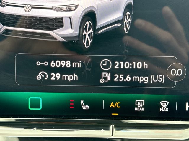 2025 Volkswagen Tiguan SE