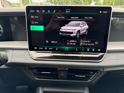 2025 Volkswagen Tiguan SE