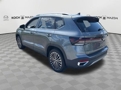 2025 Volkswagen Taos SE