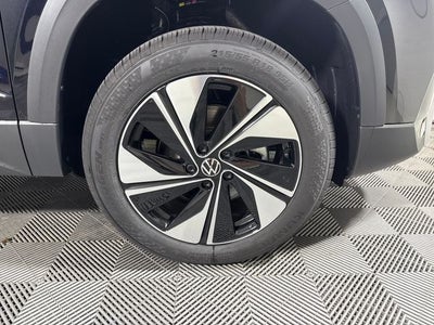 2026 Volkswagen Taos SE