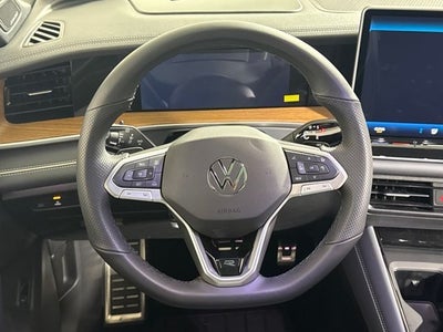 2026 Volkswagen Tiguan SEL R-Line Turbo