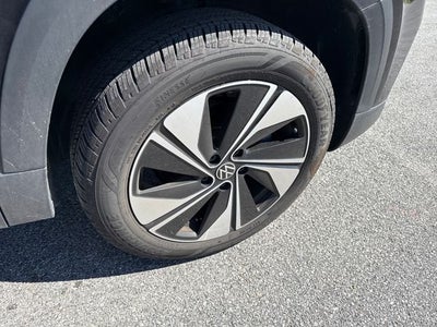 2025 Volkswagen Taos SE