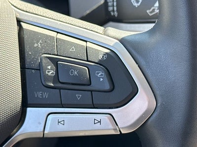 2025 Volkswagen Taos SE