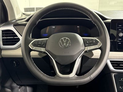 2026 Volkswagen Taos SE