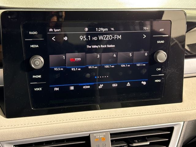 2026 Volkswagen Taos SE