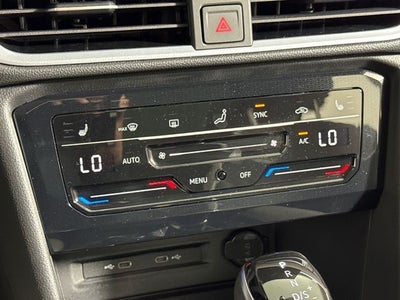 2026 Volkswagen Taos SE