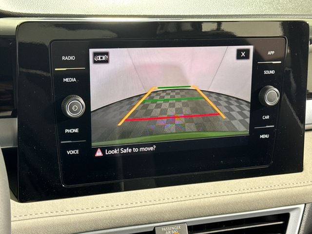 2026 Volkswagen Taos SE